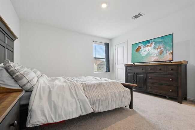 Building Photo - 17717 - Sulphur Spgs Wy