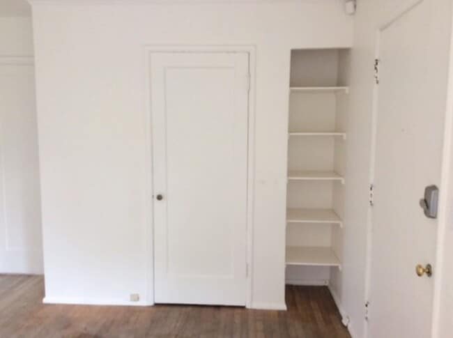 Building Photo - Charming 2 BDRM/1 BATH Home in Magnolia! Available Now!