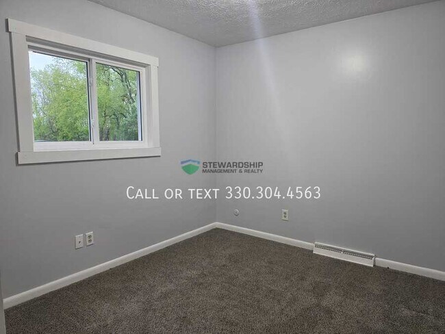 Building Photo - 519 Taff Cir