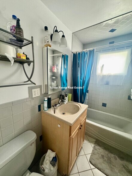 Building Photo - 288 Boston Ave