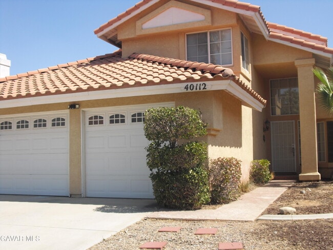 Building Photo - 40112 Castana Ln