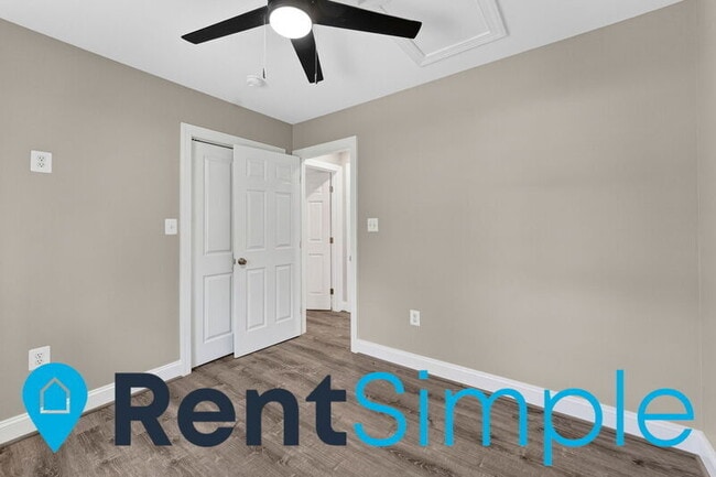 Building Photo - 5541 Sperryville Pike