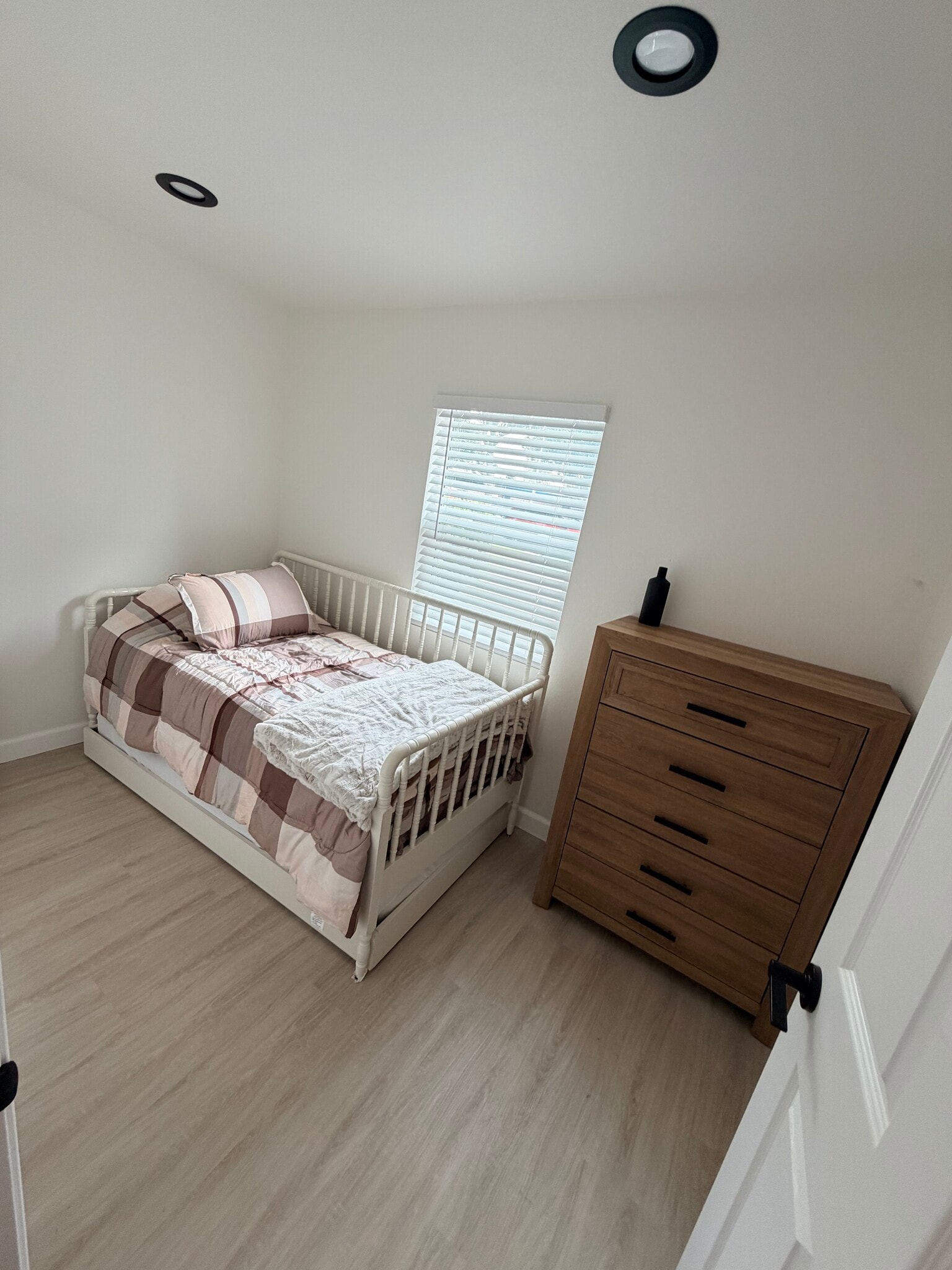 Building Photo - 4232 Jefferson St