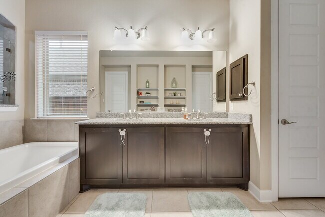 Building Photo - Welcome to your new 5 Bed-4 Bath home in t...
