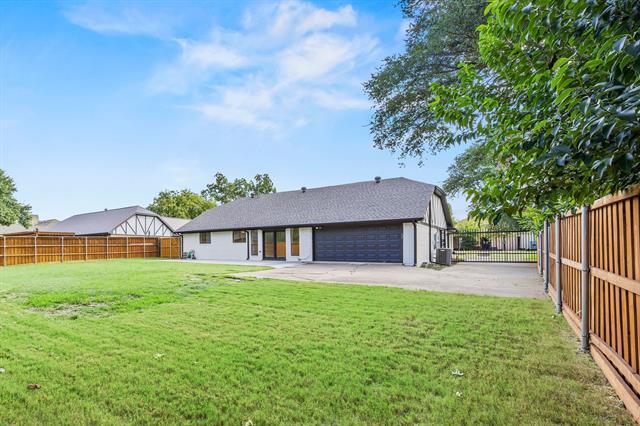 Building Photo - 3205 Bandolino Ln
