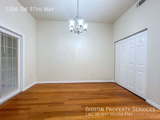 Building Photo - 5206 SW 97 Way