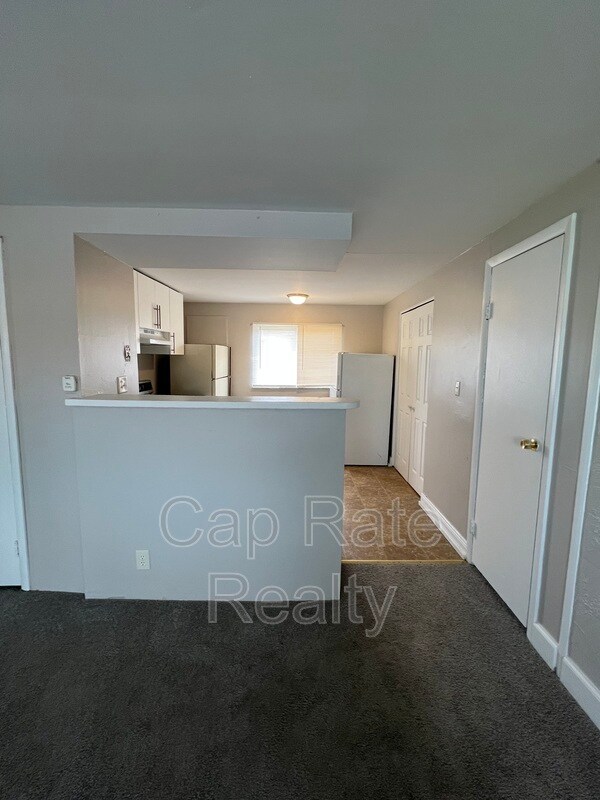 Building Photo - 3632 Cushing Dr