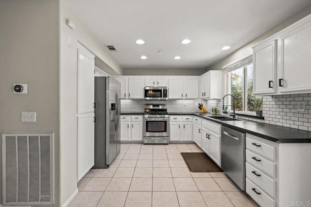 Building Photo - 1063 Via Vera Cruz