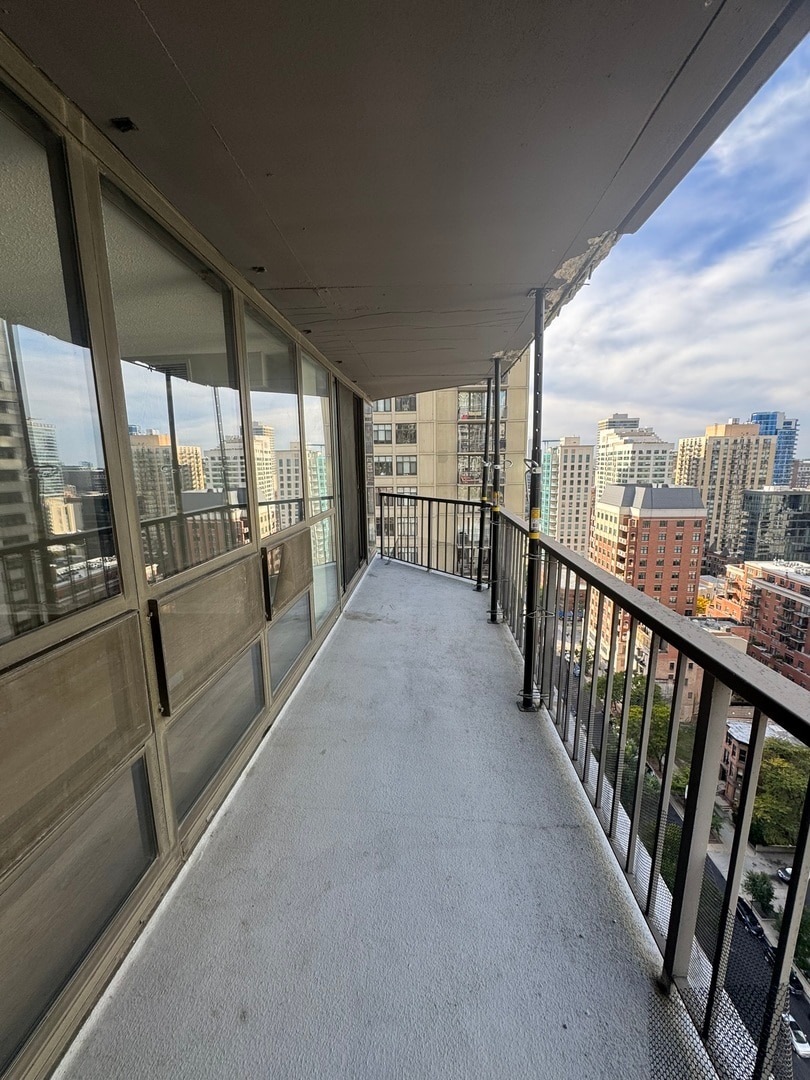 Building Photo - 10 E Ontario St