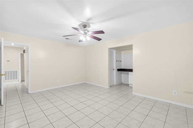 Building Photo - 10606 Beckfield Dr