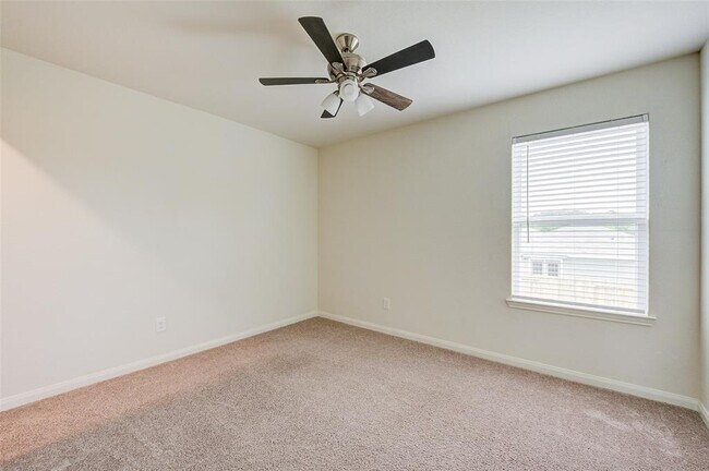 Building Photo - 28057 Irving Dr