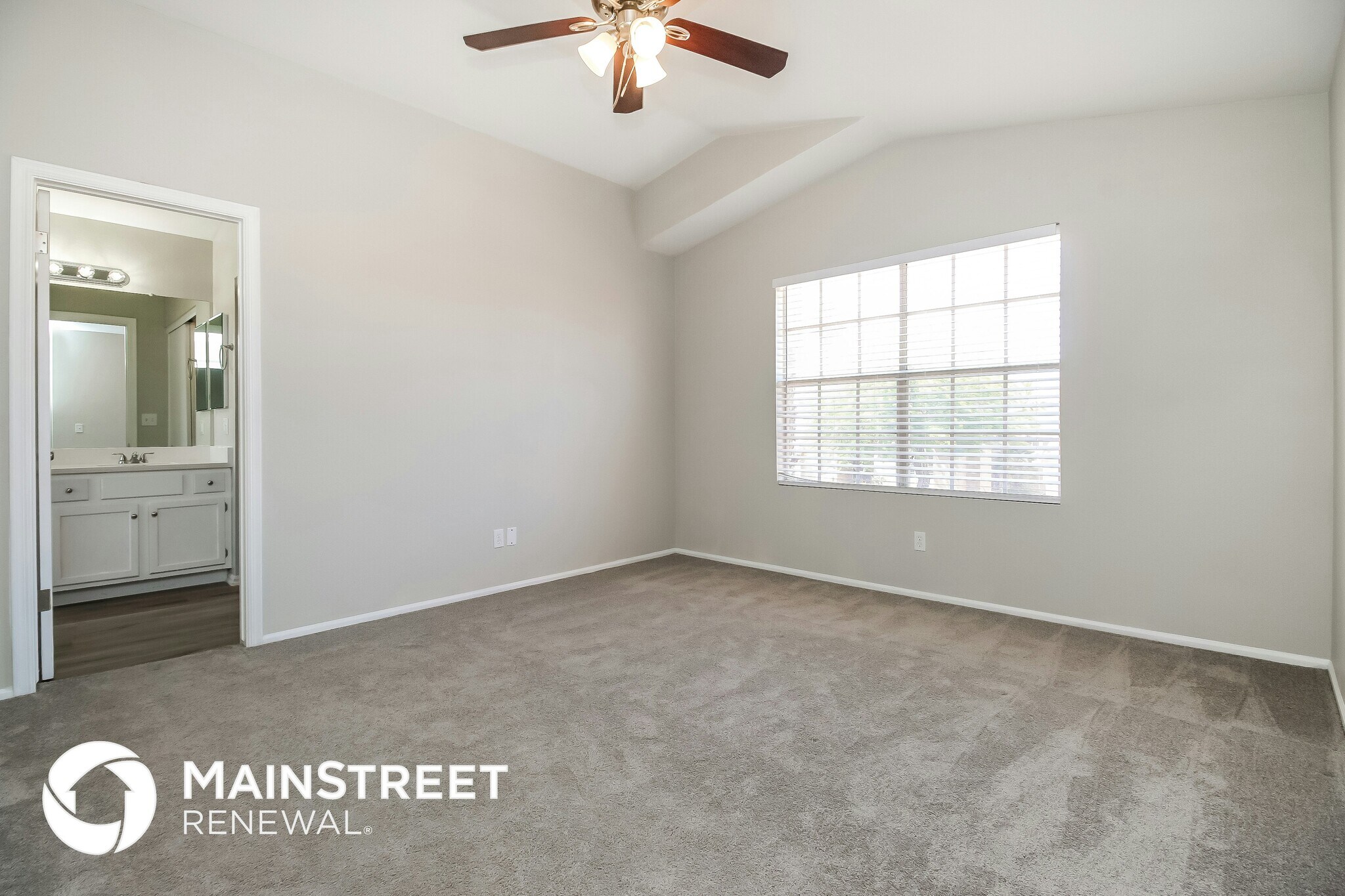 Building Photo - 4325 E Muirwood Dr