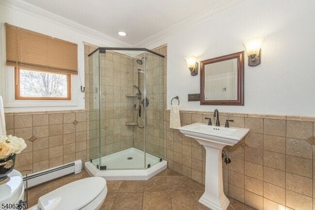 Building Photo - 414 Mineral Springs Dr