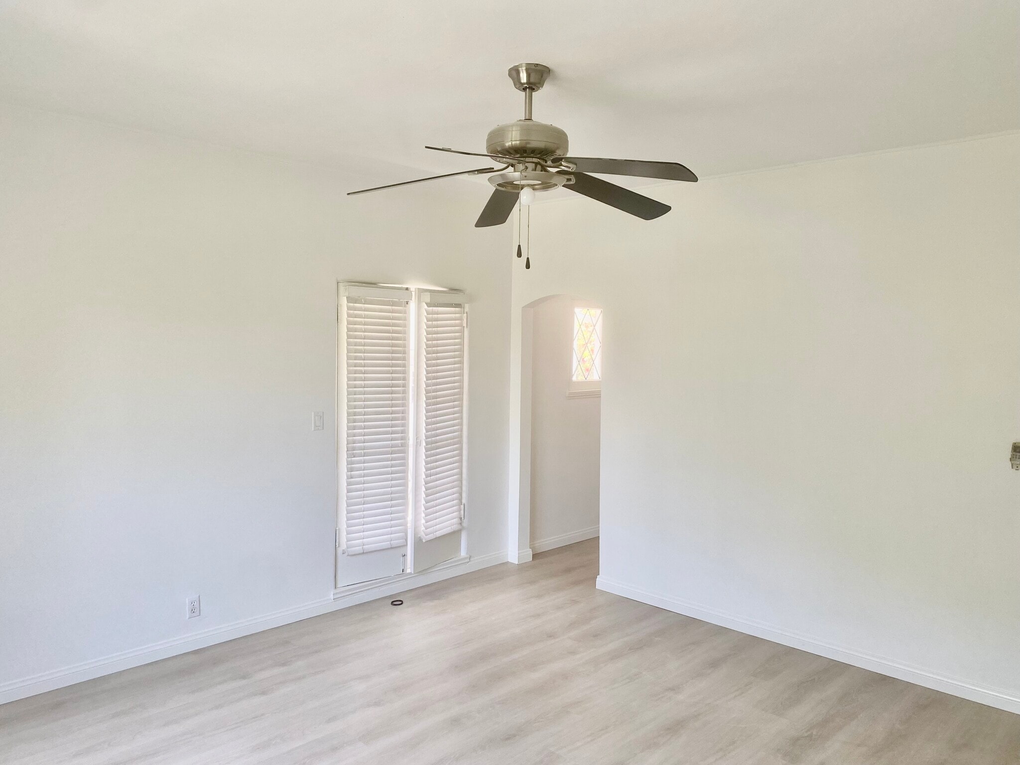 Unit 1 - Sample - 10461 Ashton Ave