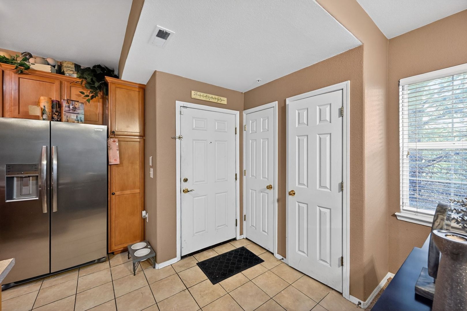 Building Photo - 16386 E Fremont Ave