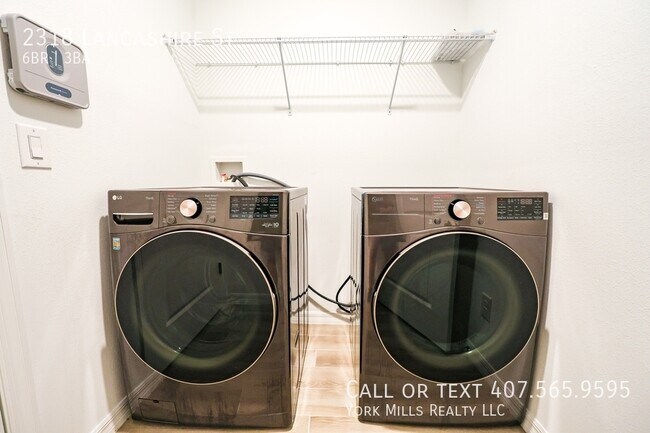 Building Photo - 2318 Lancashire St