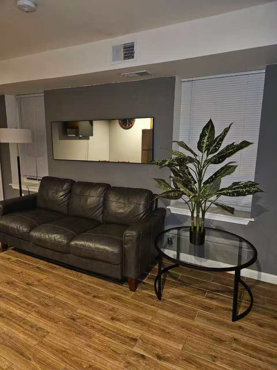 Building Photo - 1829 Spruce St