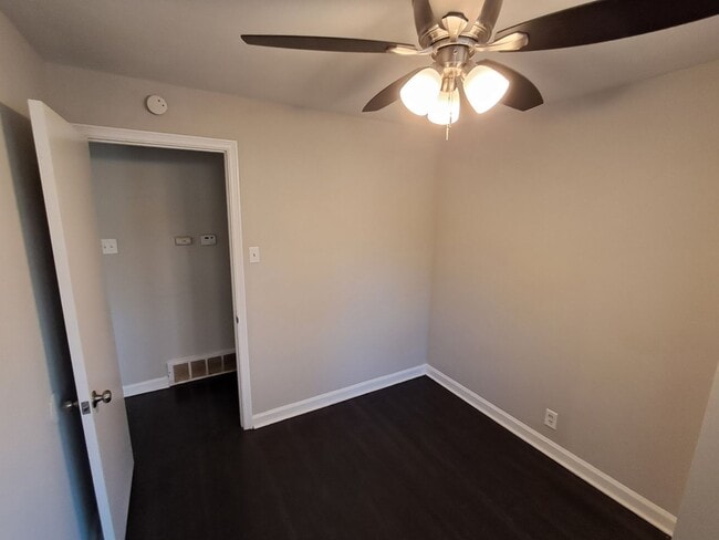 Building Photo - Gloucester Glow-up