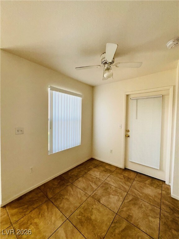 Building Photo - 1150 N Buffalo Dr