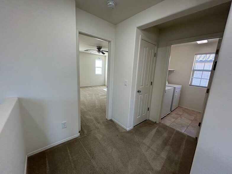 Building Photo - 2964 S Washington St