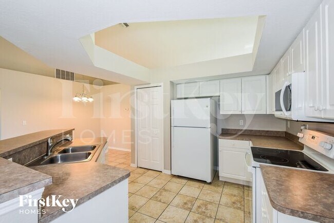 Building Photo - 405 NW 6th Terrace