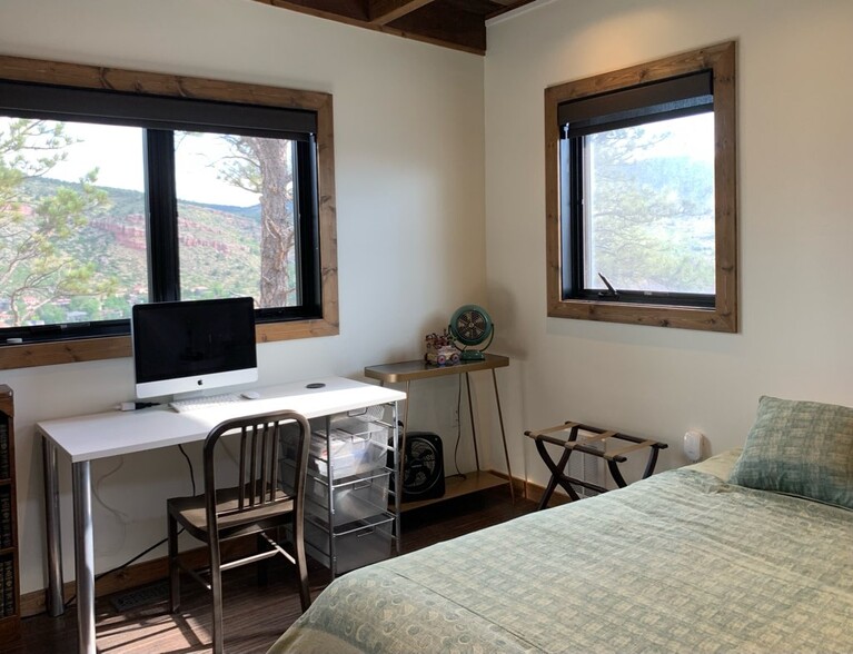 Work station in bedroom - 600 Indian Lookout Rd