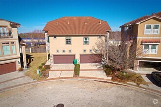 Building Photo - 4132 Boardwalk Blvd