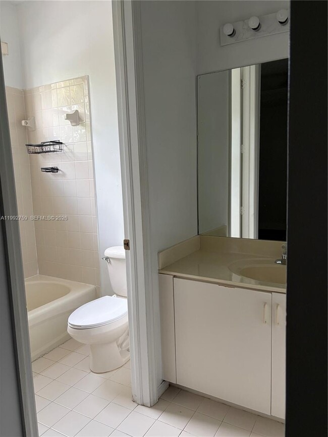 Building Photo - 2281 NE 42nd Ave