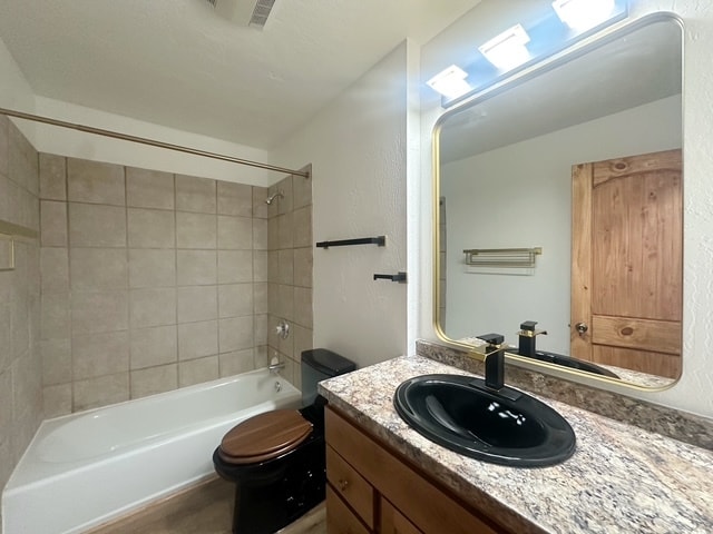 Bathroom - 1120 Tyro Ct
