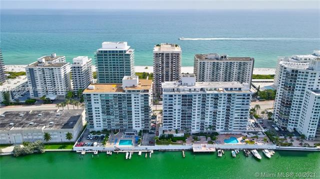 Building Photo - 5757 Collins Ave
