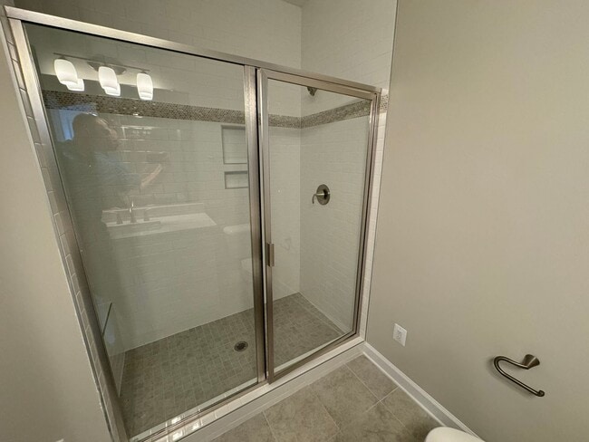 Building Photo - Townhouse for Rent in Preston Lake