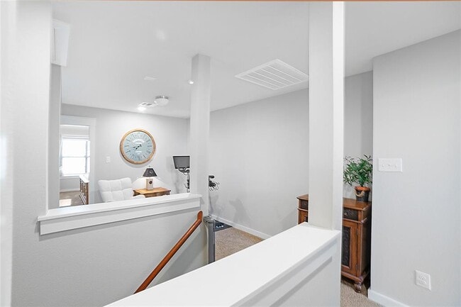 Building Photo - 180 Waterside Rd