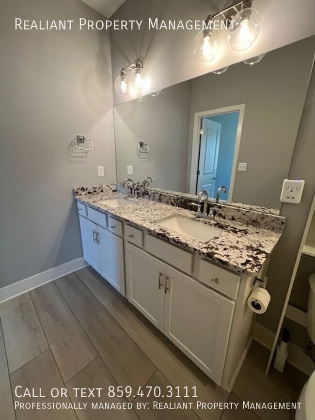 Building Photo - 3238 Peninsula Wy