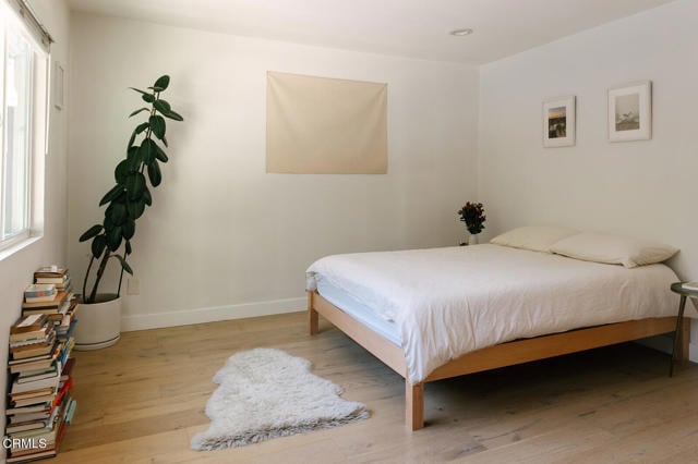 Building Photo - 906 Adelante Ave