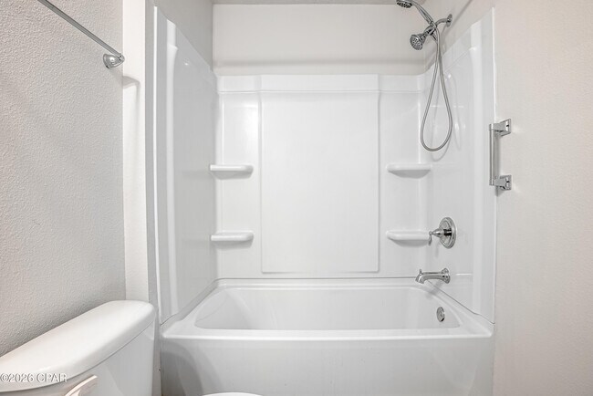 Building Photo - 7472 Shadow Lake Dr