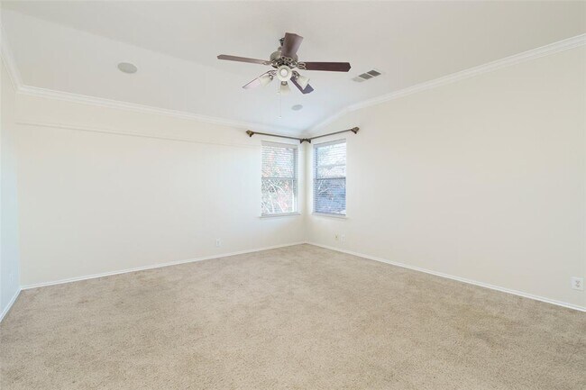 Building Photo - 8528 Harrier Dr