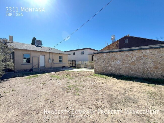 Building Photo - 3311 Montana-