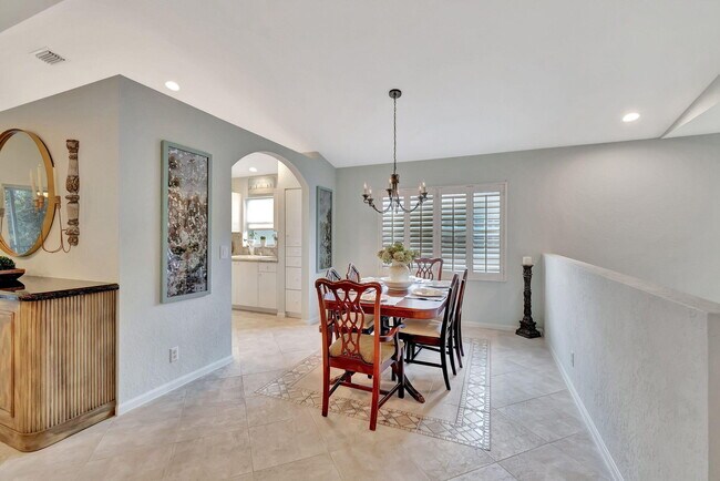 Building Photo - 7942 Laina Ln