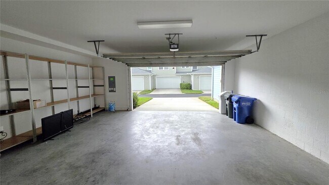 Building Photo - 381 1st Ave SW