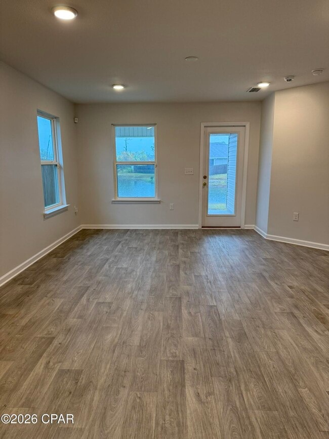 Building Photo - 125 Red Bay Rd