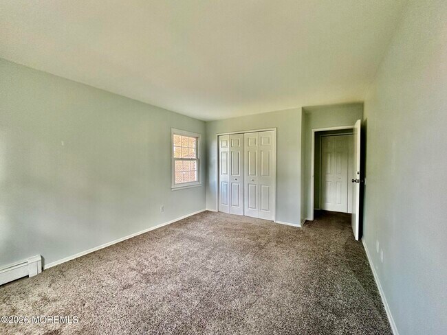Building Photo - 62 Stonehurst Blvd