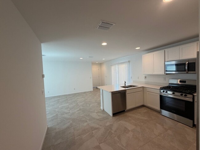 Building Photo - 36590 W Mondragone Ln