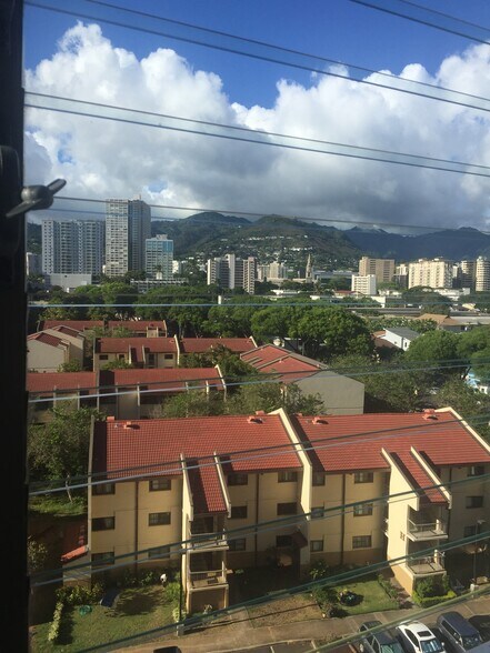 The View - 1650 Kanunu St