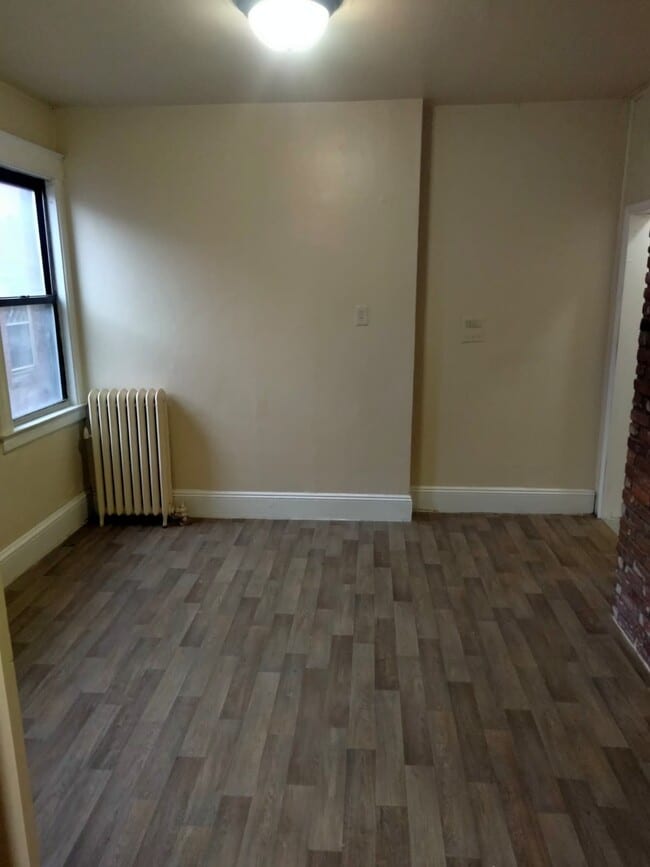 Building Photo - 409-411-411 Wethersfield Ave