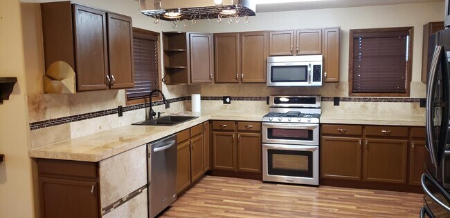 Building Photo - 4609 Driftwood Ave NW