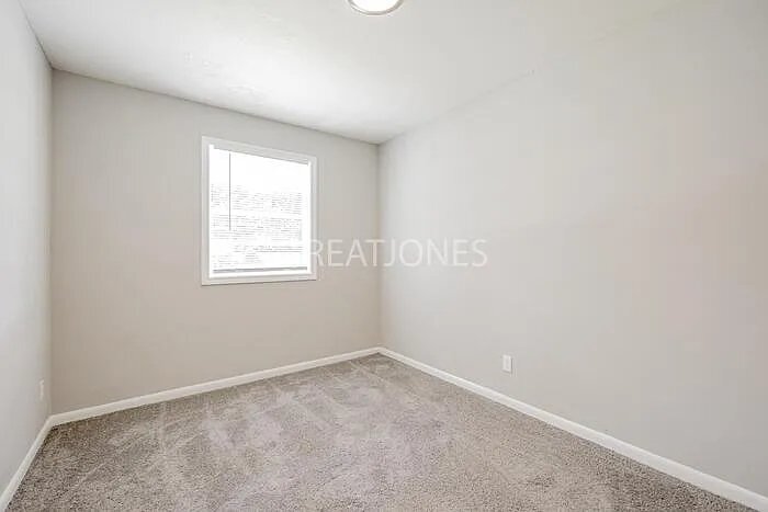 Building Photo - 3026 Gleason Ave