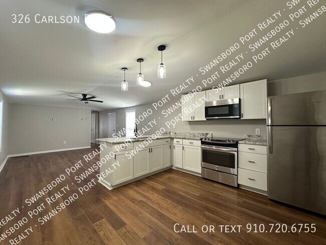 Building Photo - 326 Carlson Dr