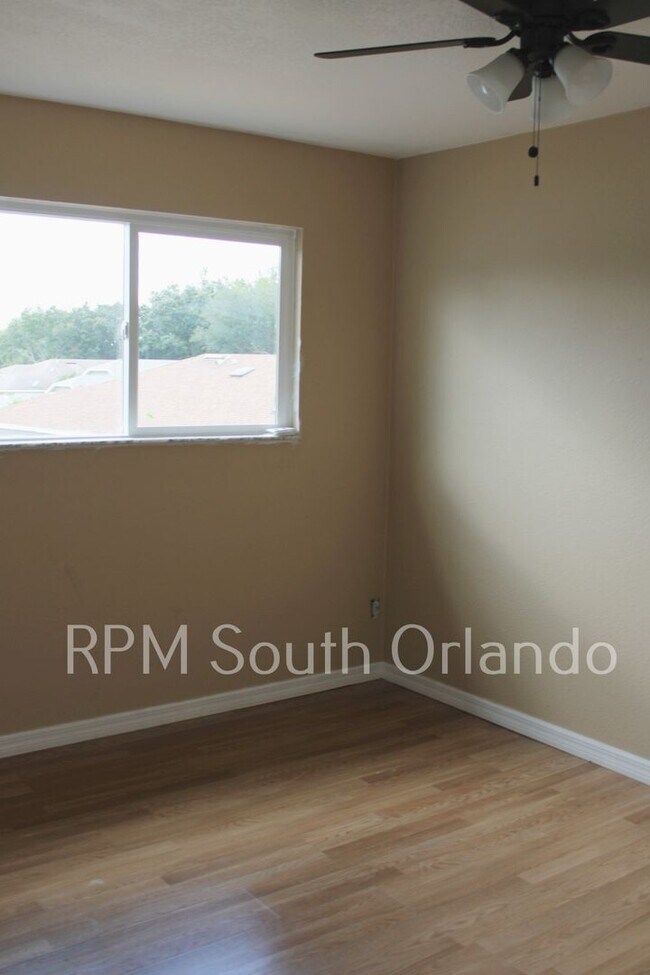 Building Photo - Beautiful 4 Bedroom 2.5 Bath Home with Hea...