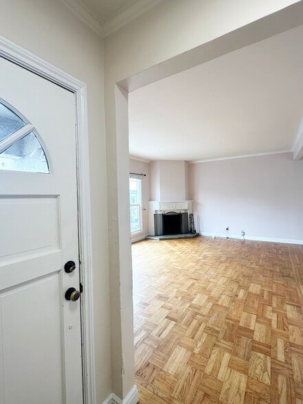 Living Room 14ft. x 19ft. - 245 Concord St