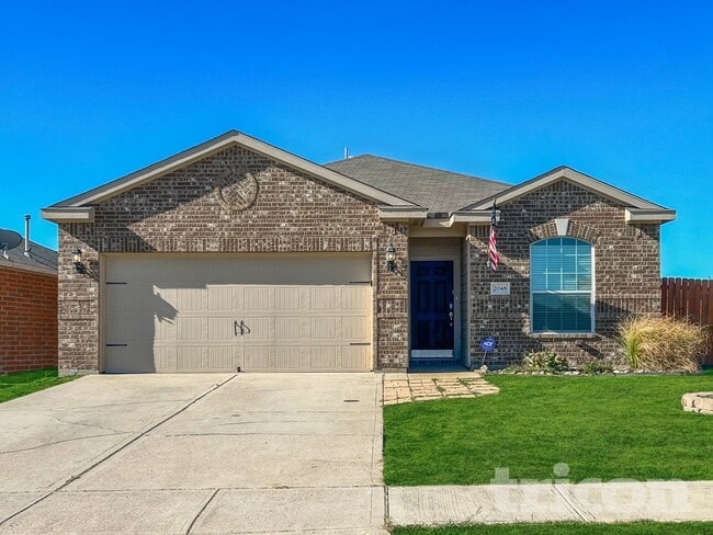 Building Photo - 2048 Cone Flower Dr